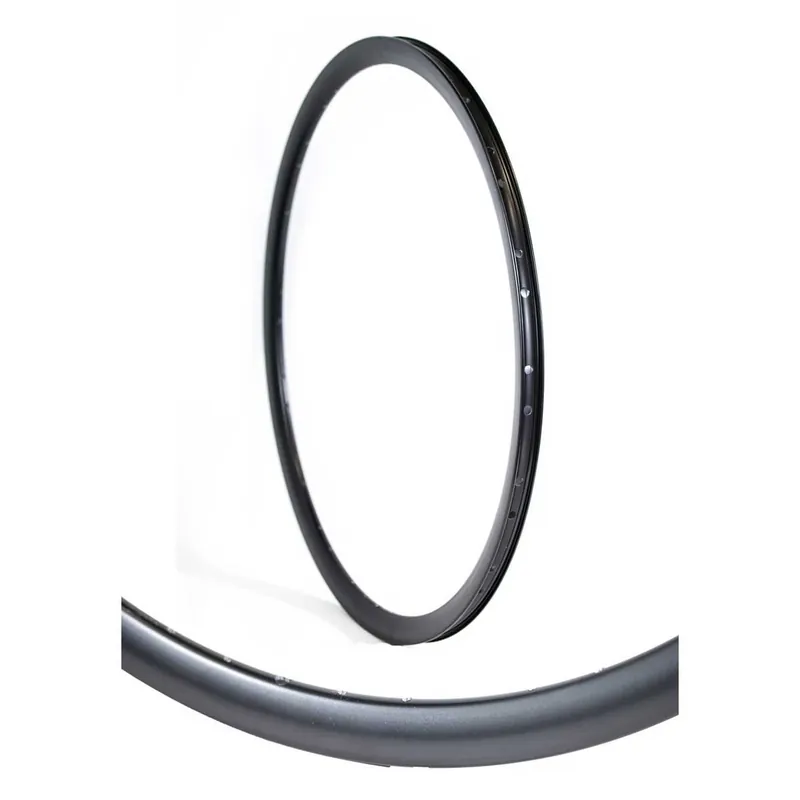 Bestseller Velg Gazelle Ryde Dutch 28" zwart 2x18 patroon 36 gaats spaakgat 14 ongeslepen - 350514140