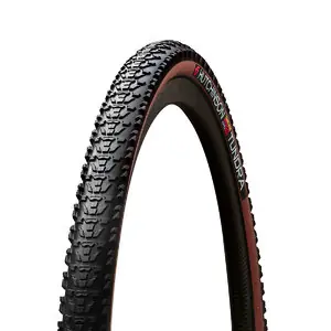 Koop Online Hutchinson Tundra TLR Hardskin Gravelband Tan Skinwall